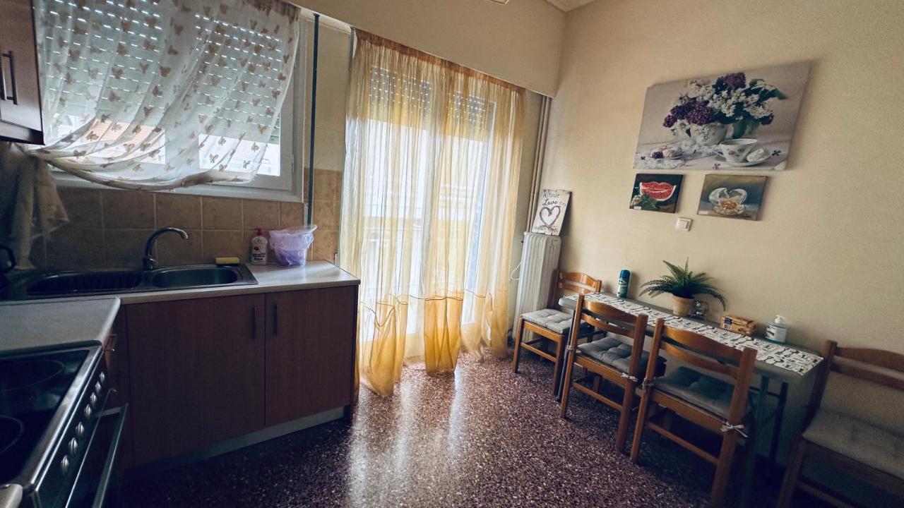 Harokopio Apartment In Aten Exteriör bild