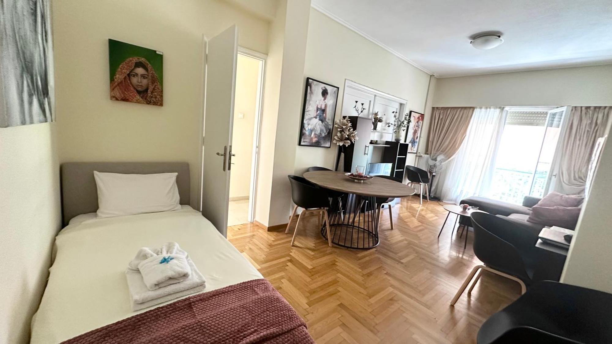 Harokopio Apartment In Aten Exteriör bild