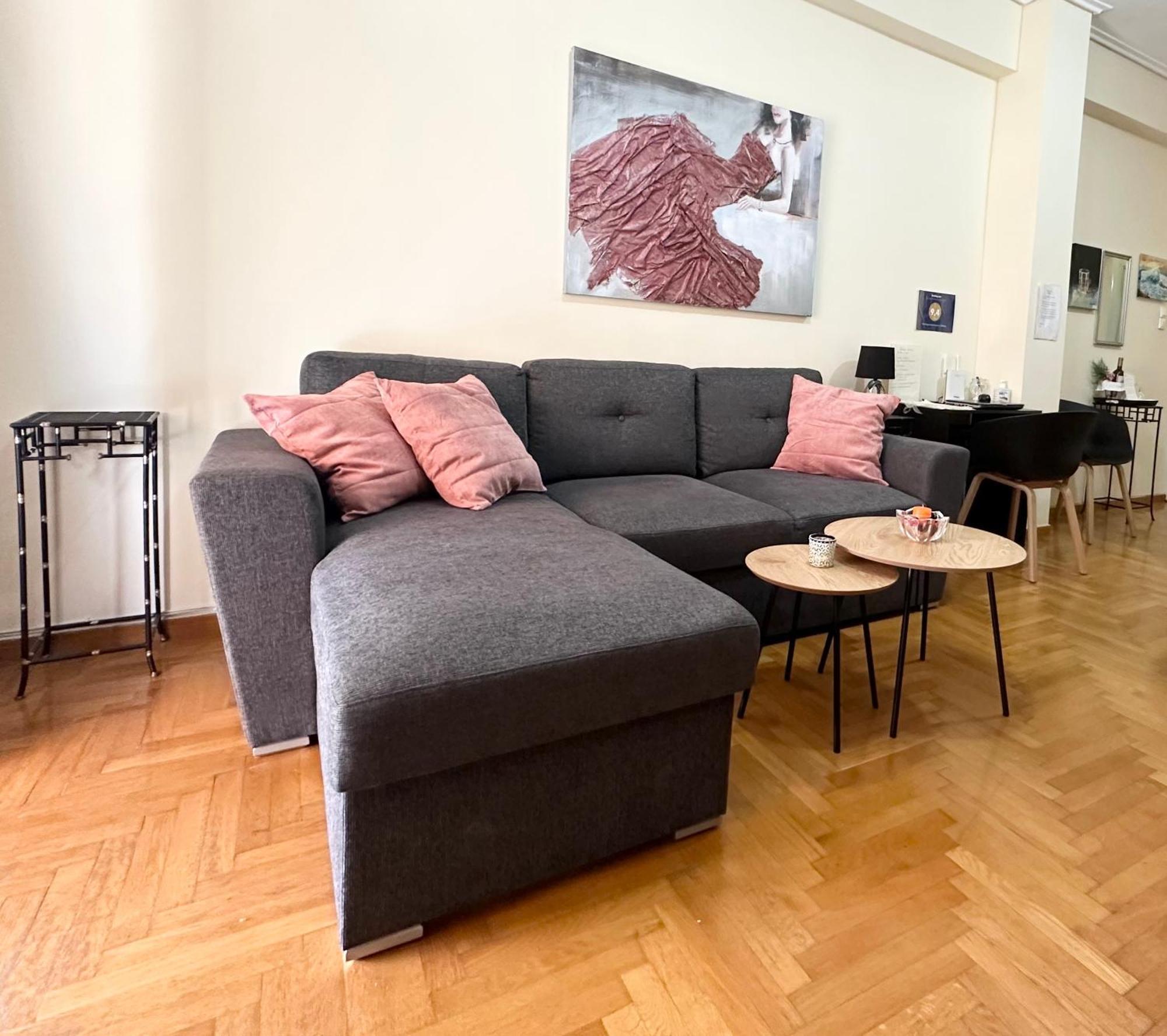 Harokopio Apartment In Aten Exteriör bild